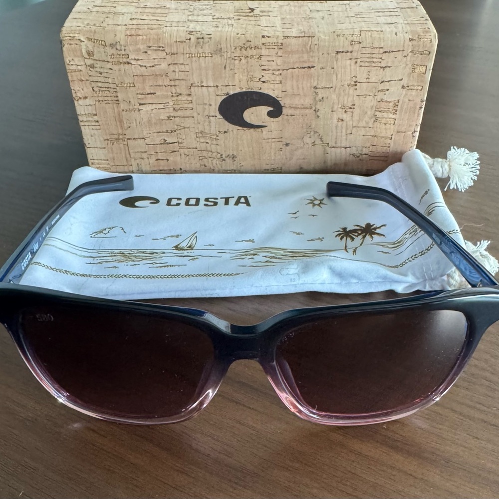 Costa Gradient Sunglasses with Case